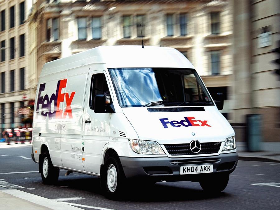  Mercedes-Benz Sprinter Van 2000 года  (UK) (фото 7 из 11)